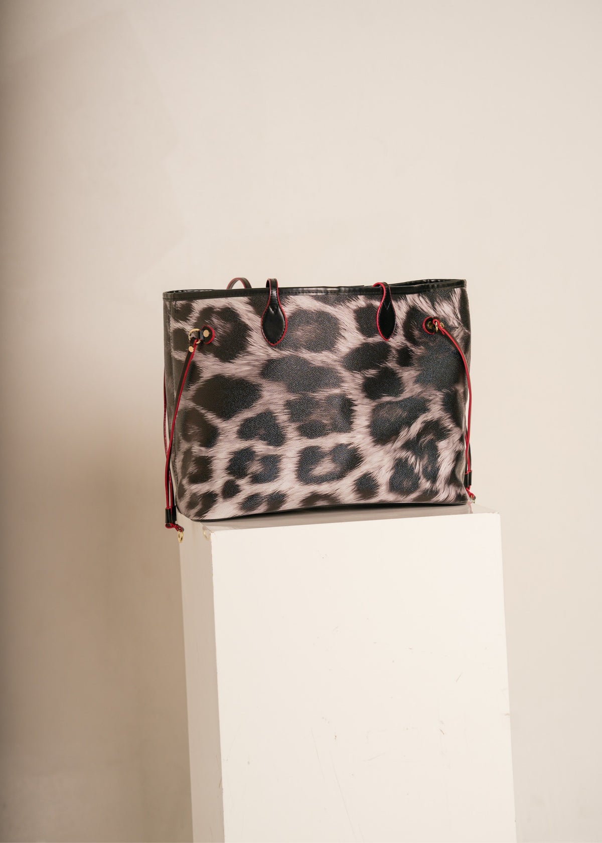 Cheetah Tote Bag